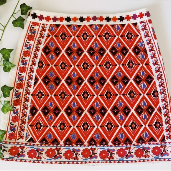 Honey Punch Dresses & Skirts - ✨Honey Punch Mini Skirt